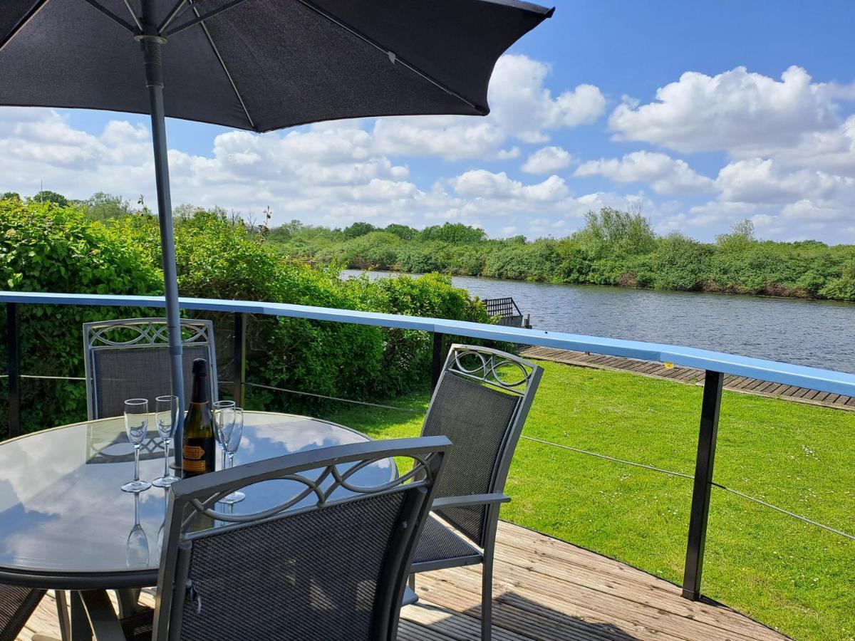River View - Norfolk Broads Brundall Exterior photo