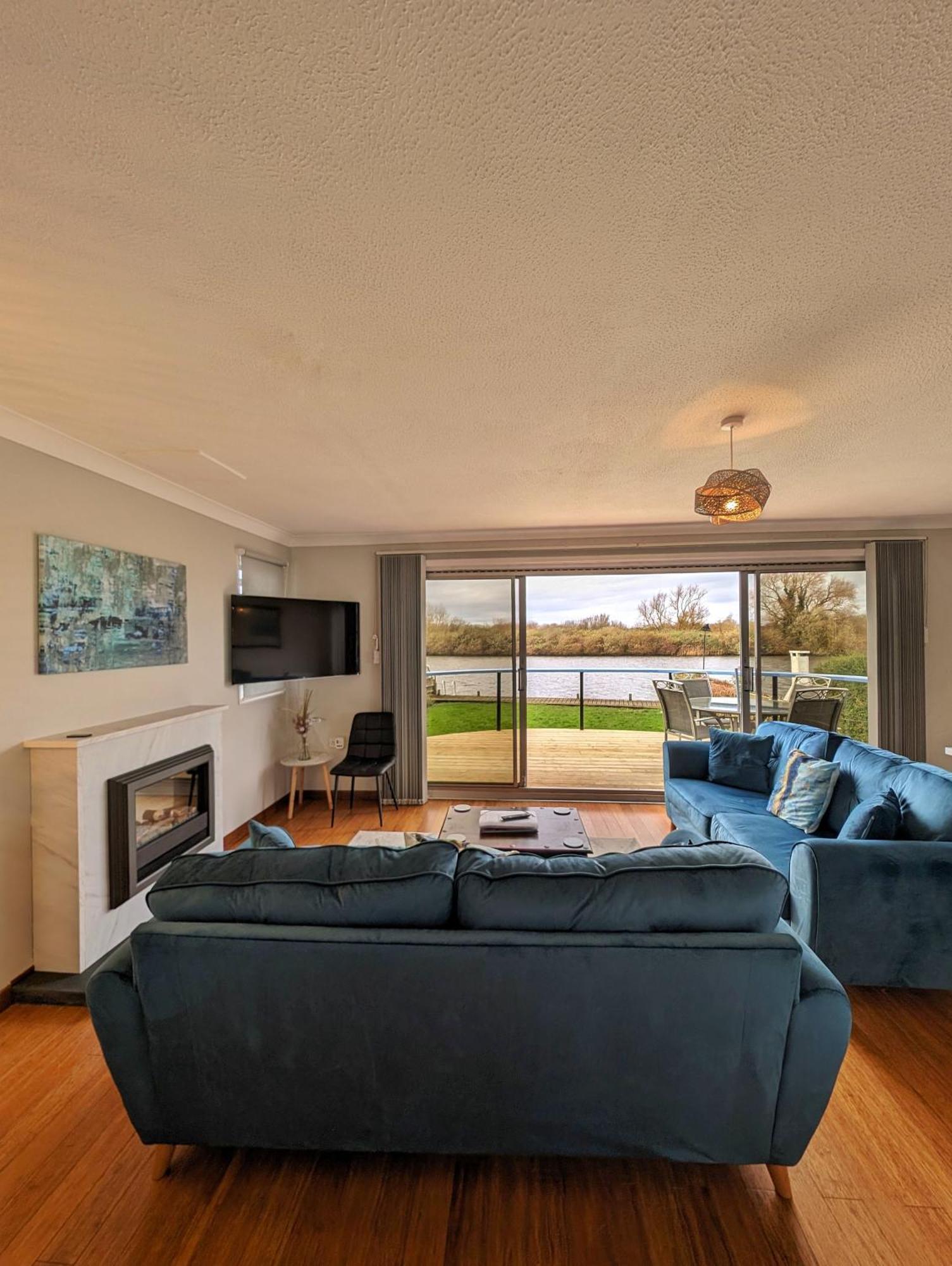 River View - Norfolk Broads Brundall Exterior photo