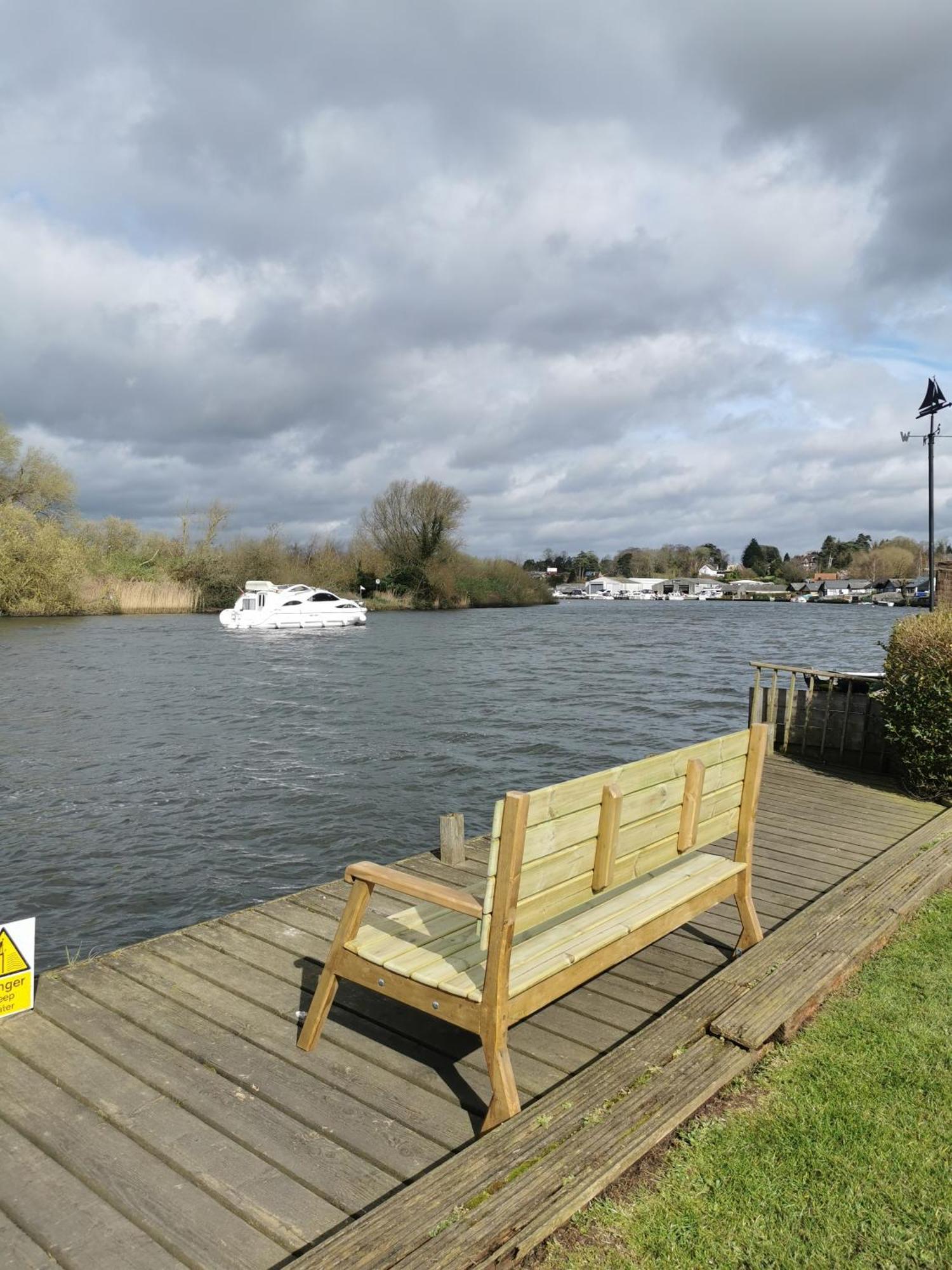 River View - Norfolk Broads Brundall Exterior photo